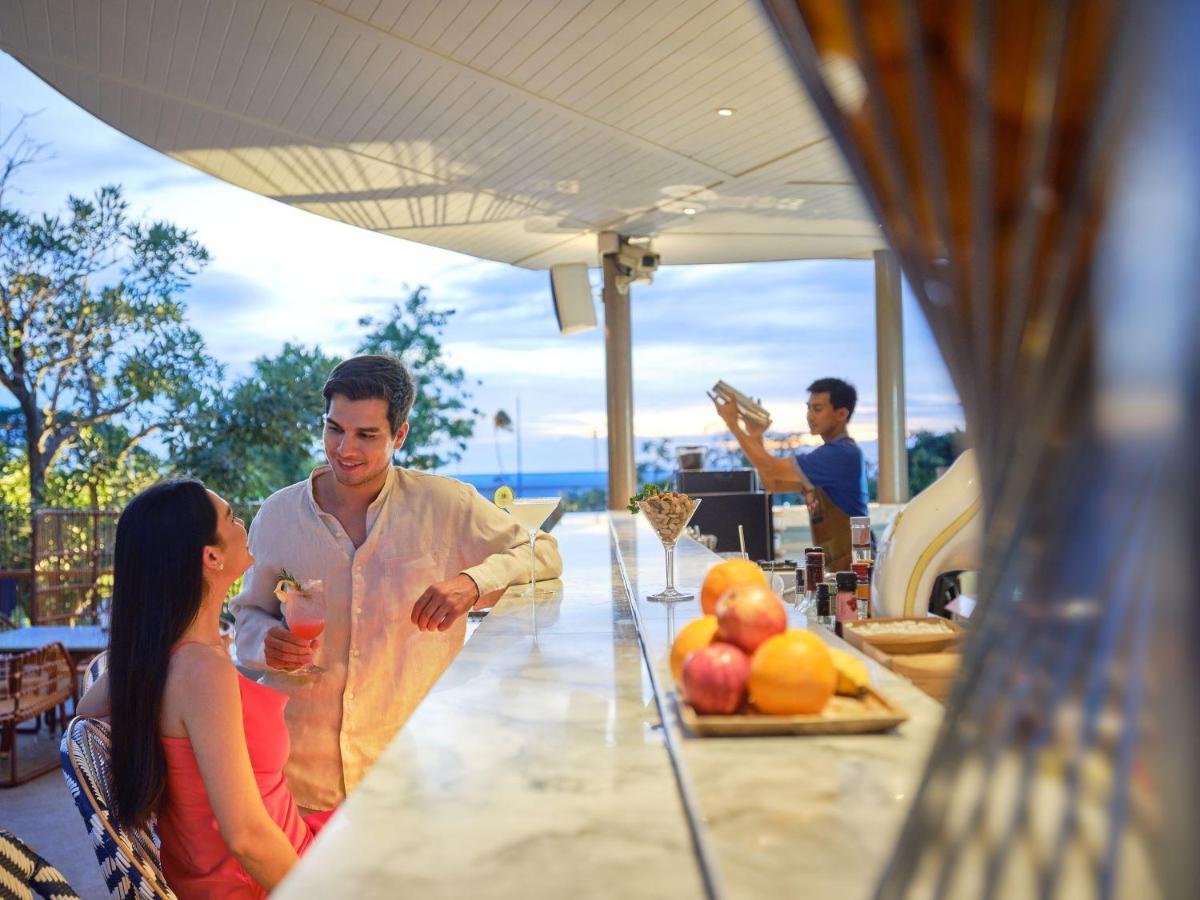 Amari Pattaya Hotel Ngoại thất bức ảnh The Bar