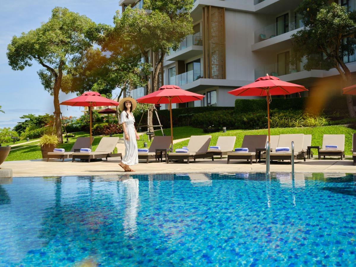 Amari Pattaya Hotel Ngoại thất bức ảnh The swimming pool at the hotel